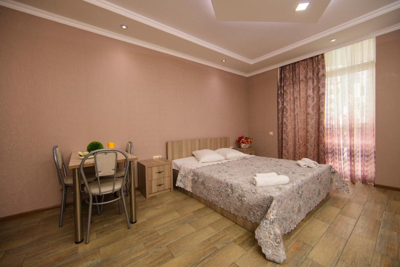 Sea Towers Suite Batumi Kültér fotó