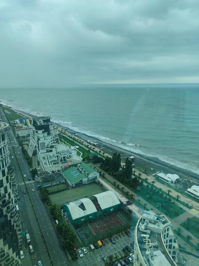 Sea Towers Suite Batumi Kültér fotó