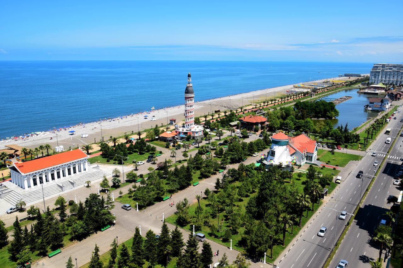 Sea Towers Suite Batumi Kültér fotó